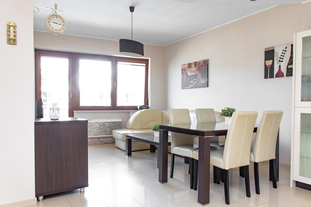קולובז'ג Apartamenty Promenada-Arka מראה חיצוני תמונה