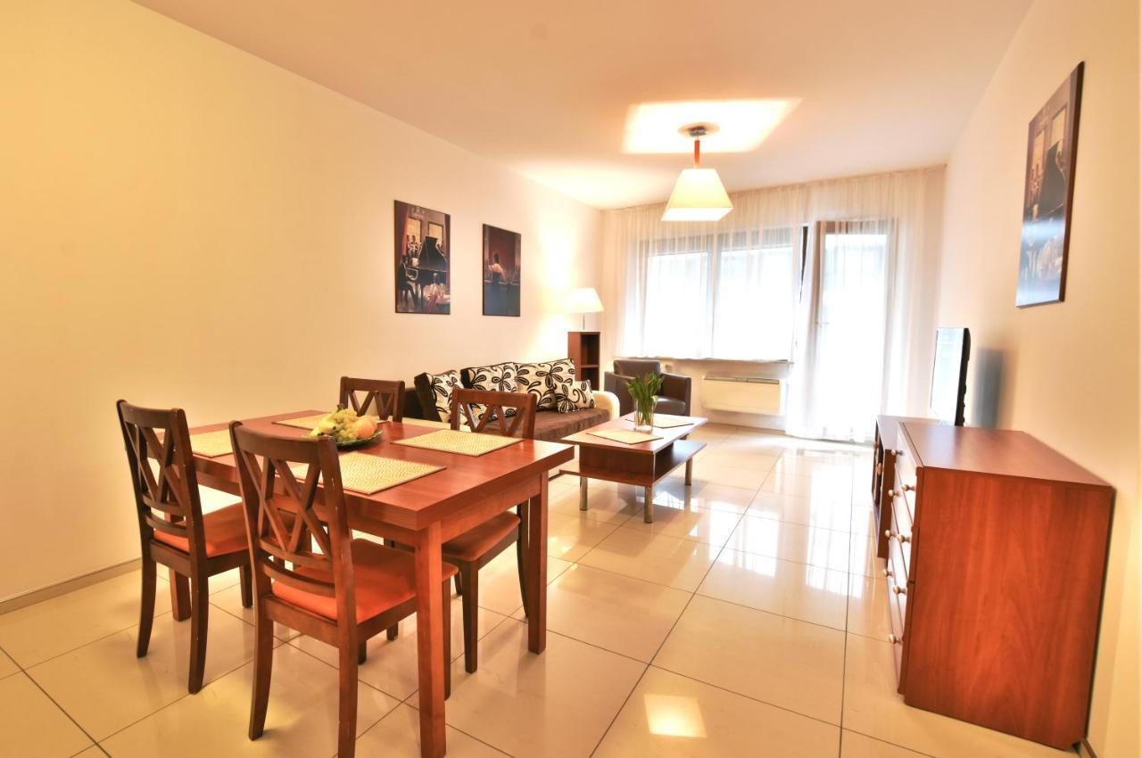 קולובז'ג Apartamenty Promenada-Arka מראה חיצוני תמונה